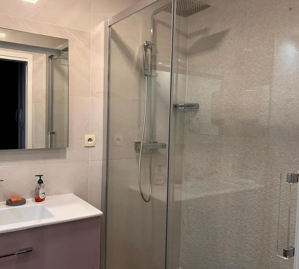 Appartement T2 Dans Une Residence Avec Piscine Toulouse 0*,  France